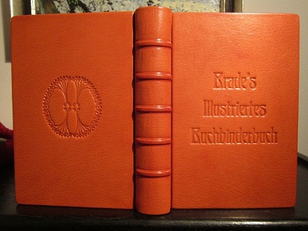 <b> Einband zu Brade´s illustriertem Buchbinderbuch</b>